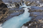 Cascada en azul.