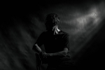 Entre sombras