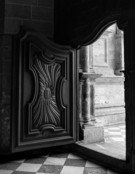 Puerta en la catedral