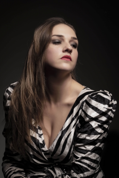 María