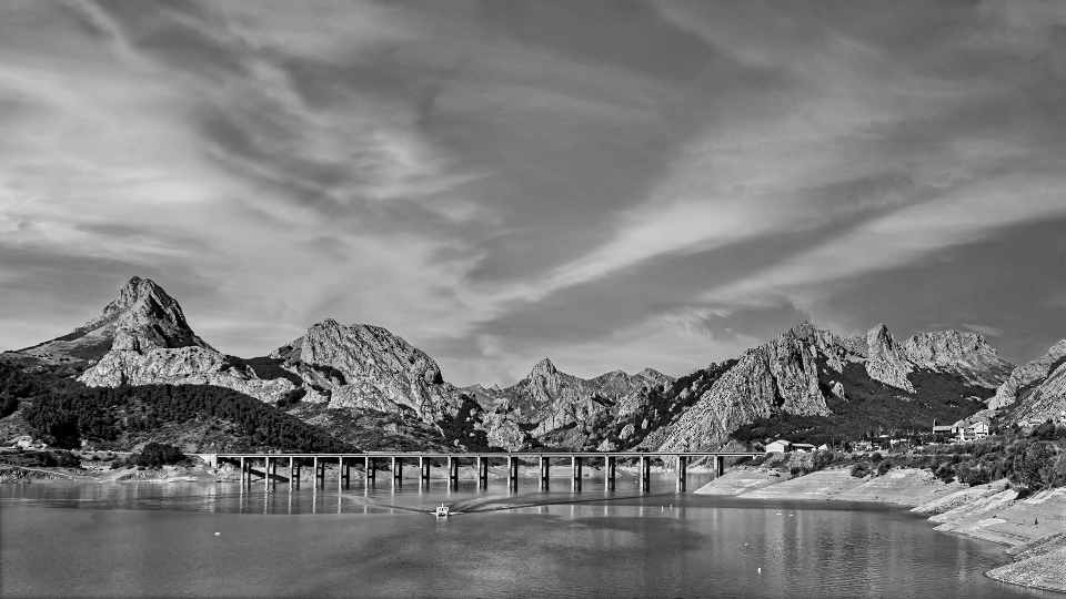 El embalse