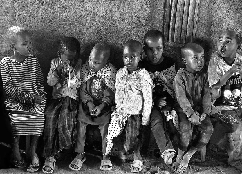Niños masáis en escuela