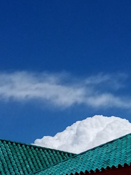 azul y blanco